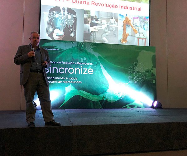 Notícias - Ourofino Saúde Animal promove atualização de pecuaristas em inseminação artificial